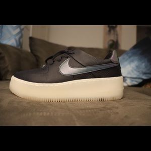 Nike Air Force 1 Sage Low LX “oil grey”